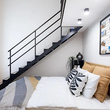 - New - Ac - Cozy